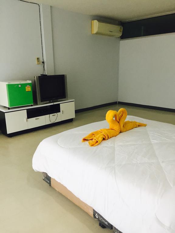 Marina Ao Nang Guesthouse Exterior photo