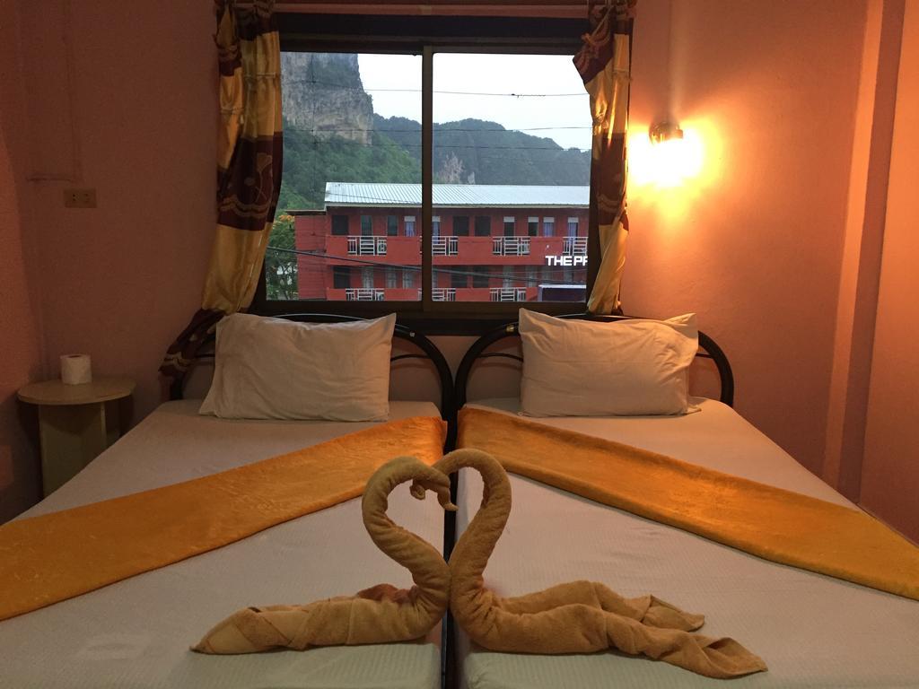 Marina Ao Nang Guesthouse Exterior photo